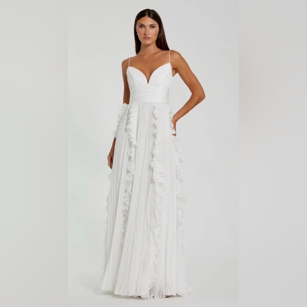 NWT | 49533 Mac Duggal White Ruffled Maxi Dress Size 8